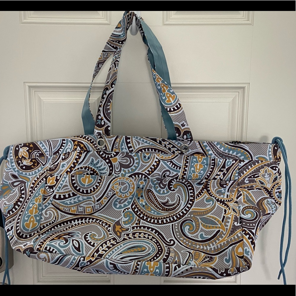Thirty One Soft Utility Tote- Parisian Garden